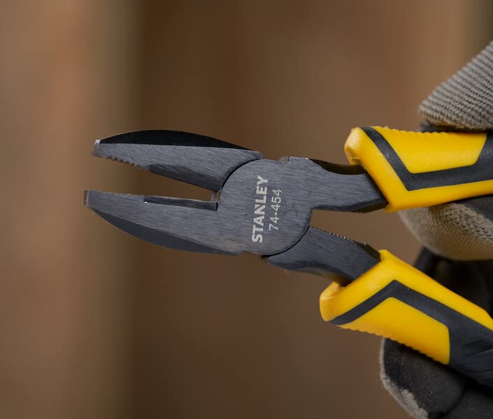 - STANLEY STA074456 | Combination Pliers -