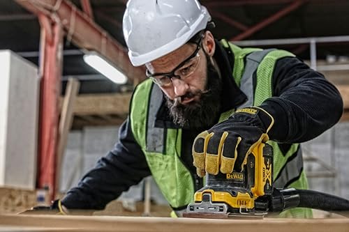 DEWALT DCW200N-XJ 18V XR Brushless 1/4 Sheet Palm Sander (Bare Unit)