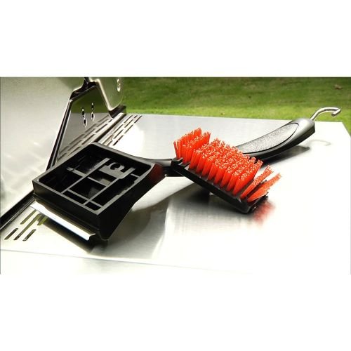 Char-Broil 140533 - 2-in-1 "Cool-Clean" Grill Cleaning Brush and Scraper, Black, 7.5 x 10 x 44 cm