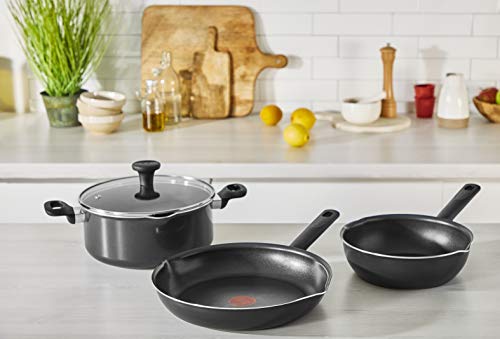 - Tefal | Frying Pan | Black Aluminium | 32 cm -