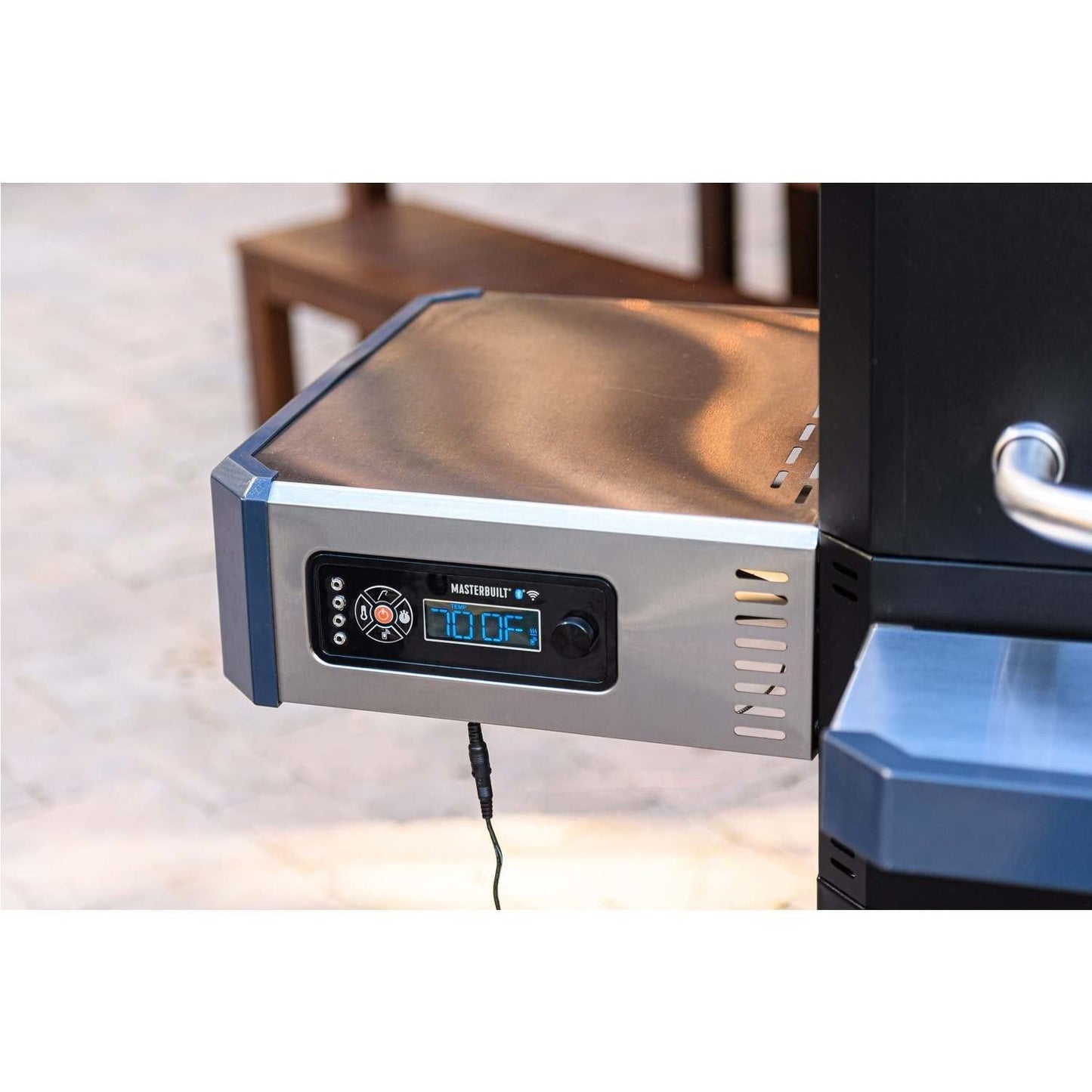 - Masterbuilt MB20041320 Gravity Series | 1050 Outdoor Digital Charcoal Barbecue -