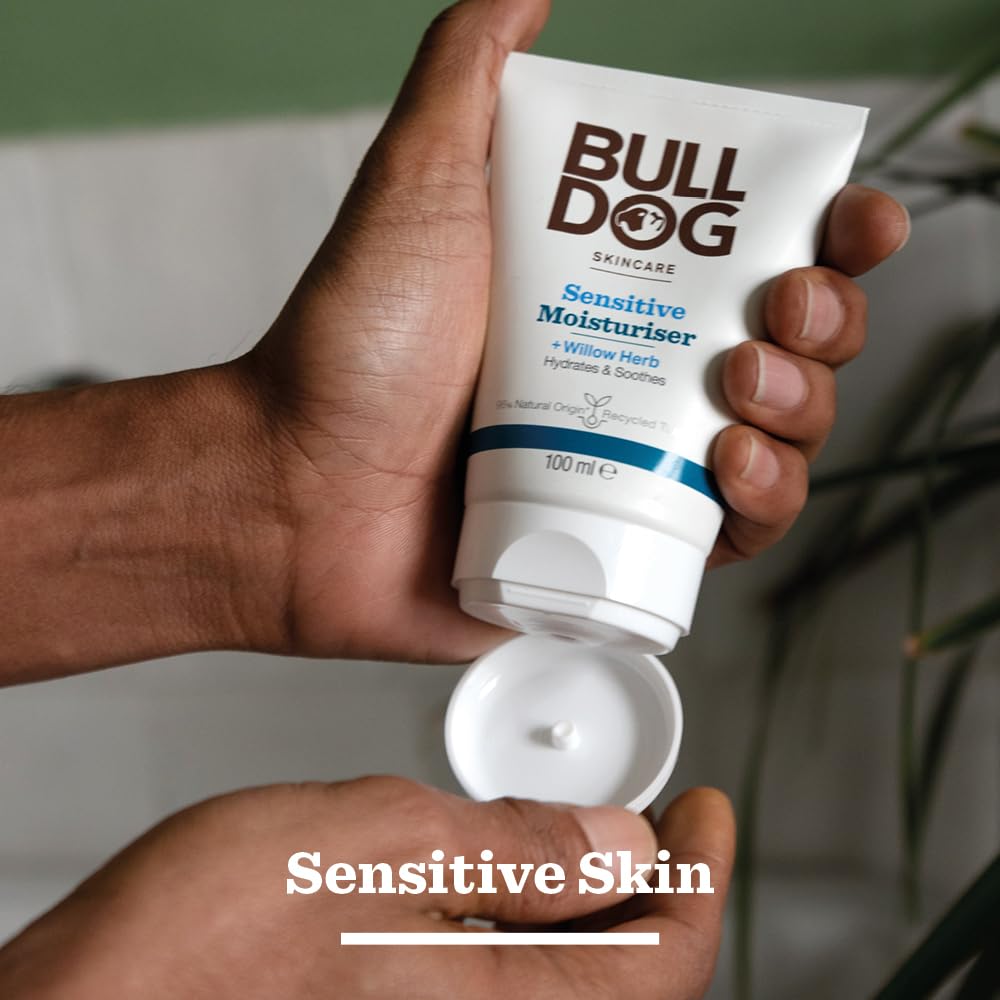 Bulldog Sensitive Moisturiser for Men, 100ml, (Pack of 1)