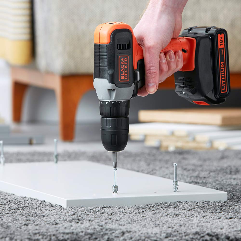 Black+Decker 18V Lithium-Ion Drill Driver with A 1.5Ah Battery