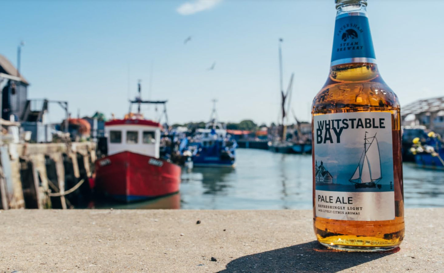 - Whitstable Bay Craft Beer Gift Set - Refreshingly Light Pale Ale with Branded Glass in Collectible Tin 500ml