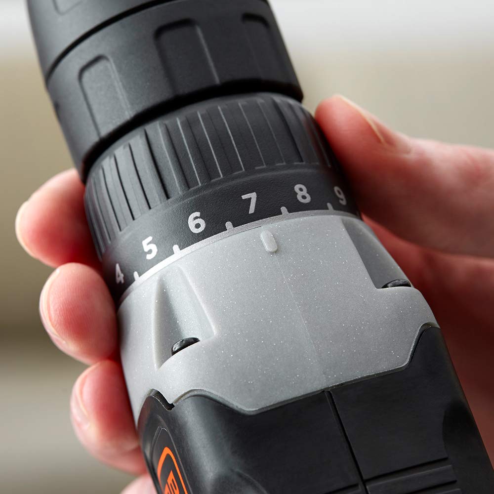 Black+Decker 18V Lithium-Ion Drill Driver with A 1.5Ah Battery