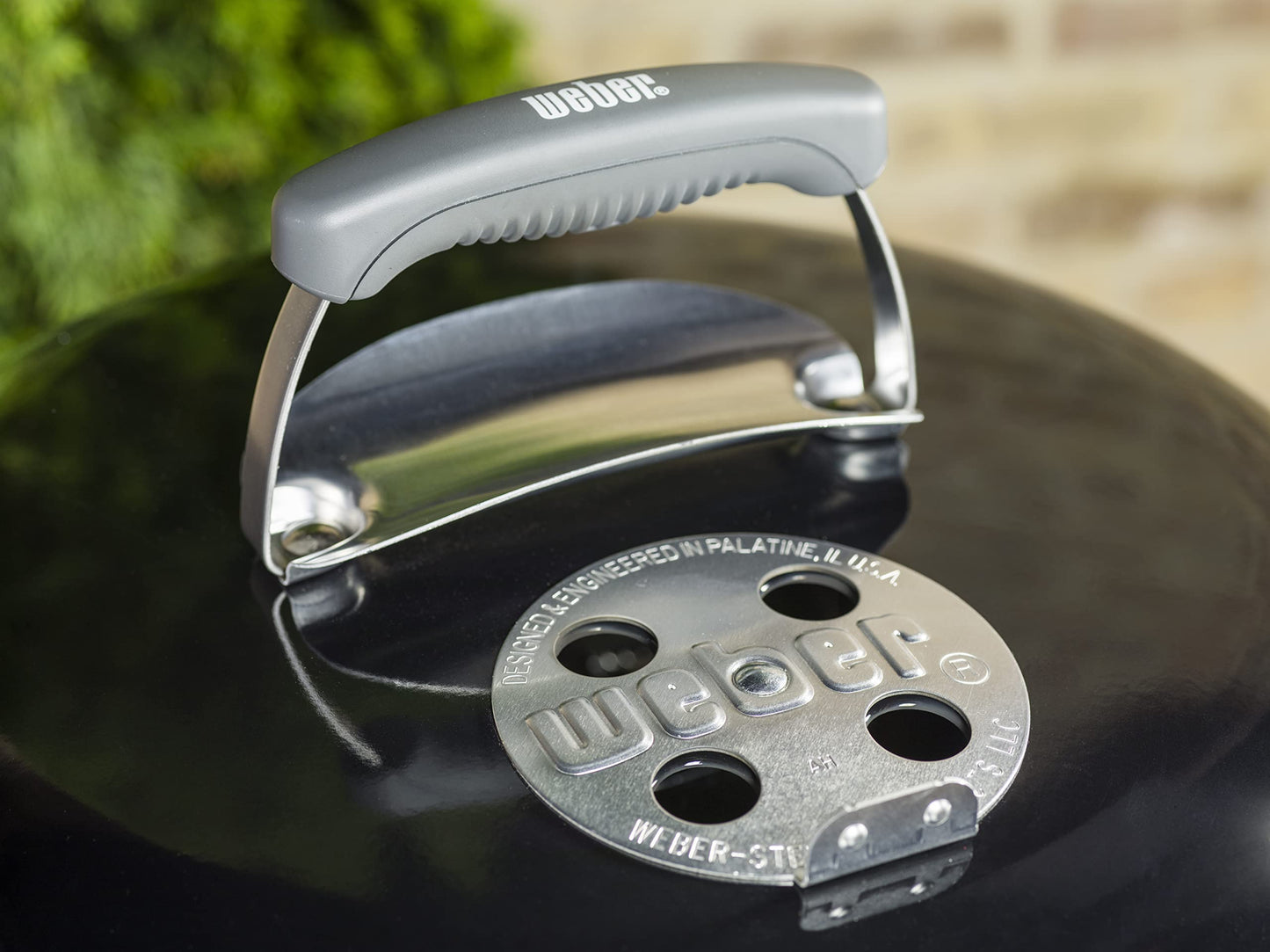 - Weber Classic Kettle Charcoal Grill Barbecue, 57cm | BBQ Grill with Lid Cover, Lid Thermometer, Stand & Wheels |