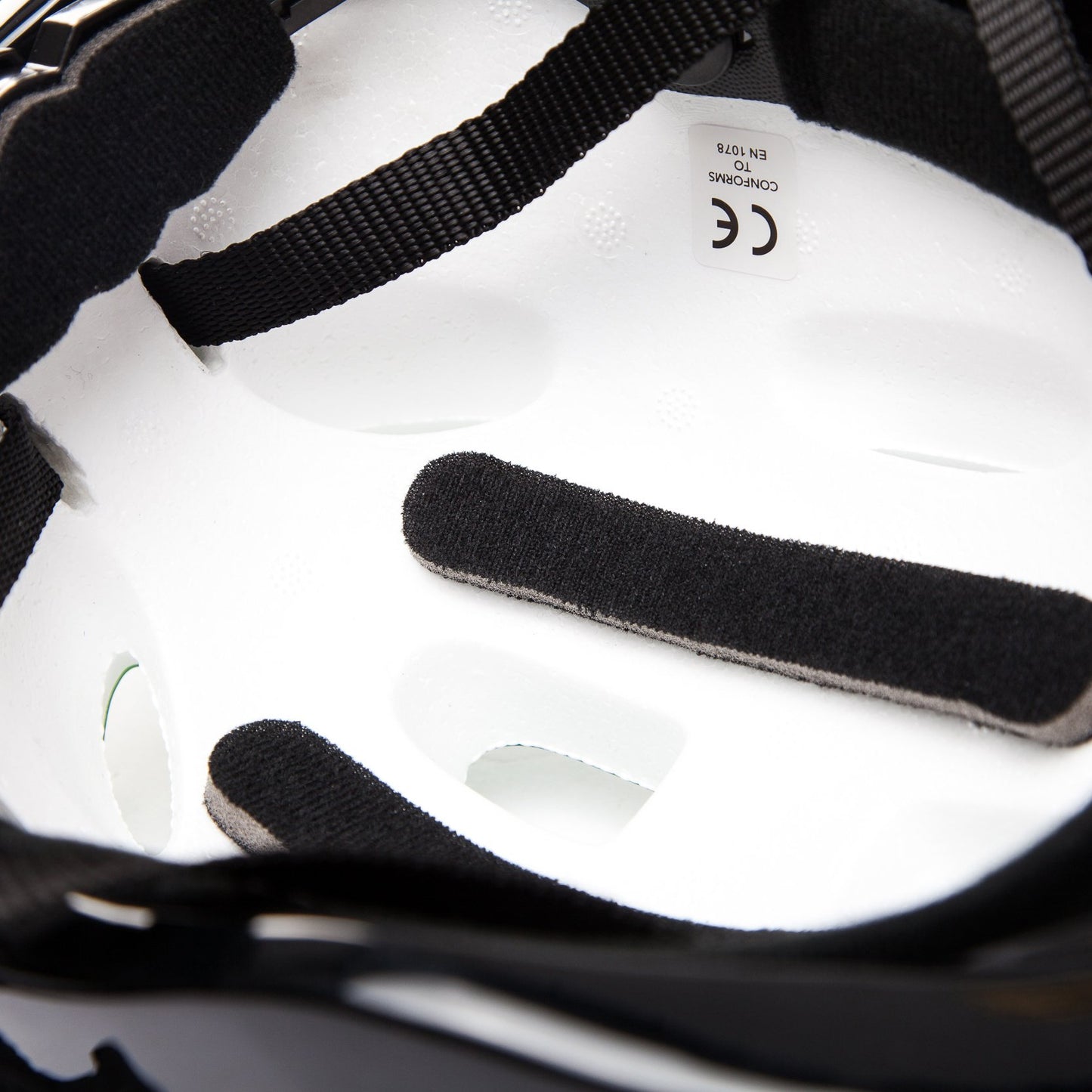 3StyleScooters SafetyMax - Kids Safety Bike Helmet - For Roller Skating/Skateboarding - For Kids Aged 3+ - EN1078 Safety Standard Approved - 2 Year UK Warranty Scooter Helmets - Butterfly