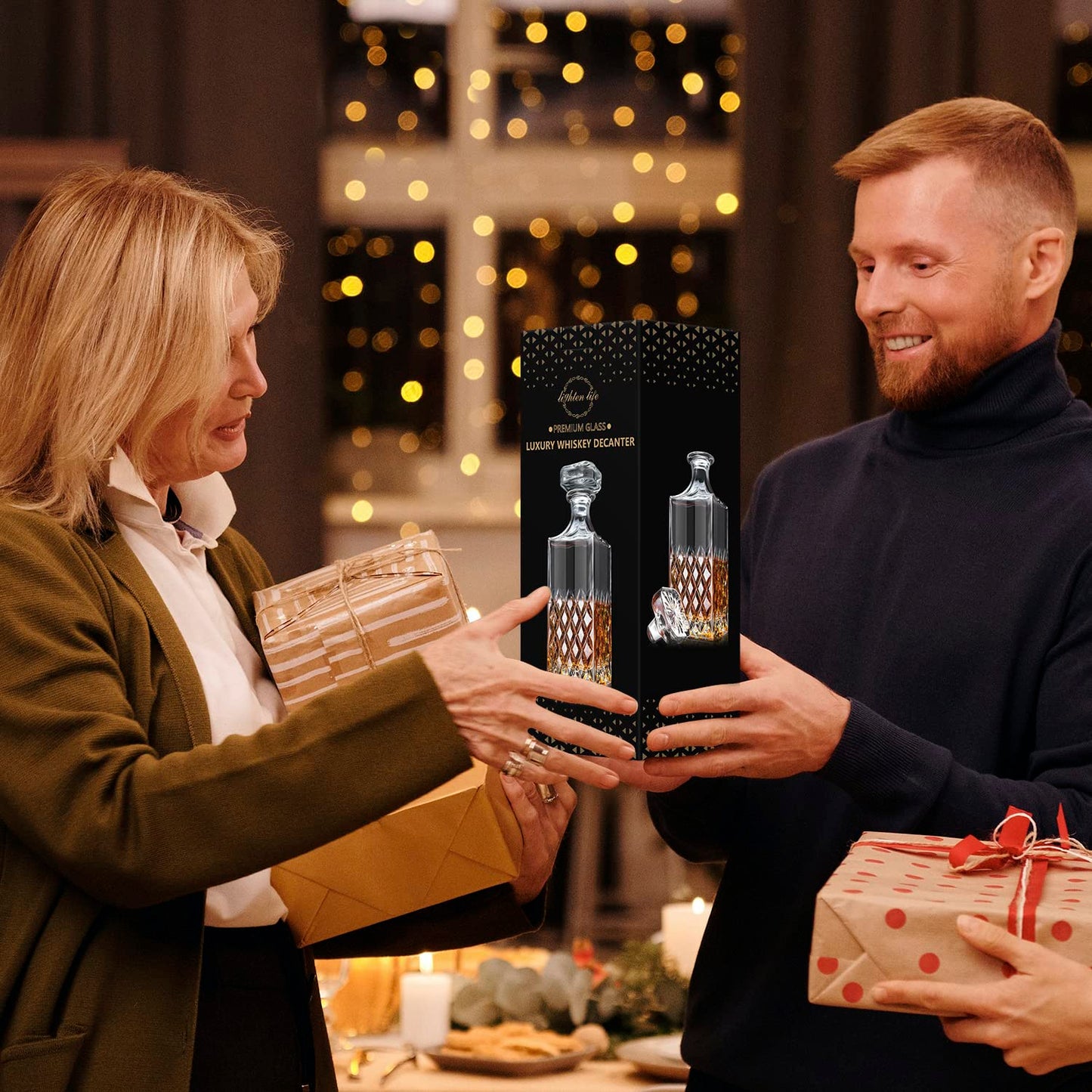 - LIGHTEN LIFE Whiskey Decanter | 849ml Non-Lead Crystal Whiskey Decanter with Stopper in Gift Box -