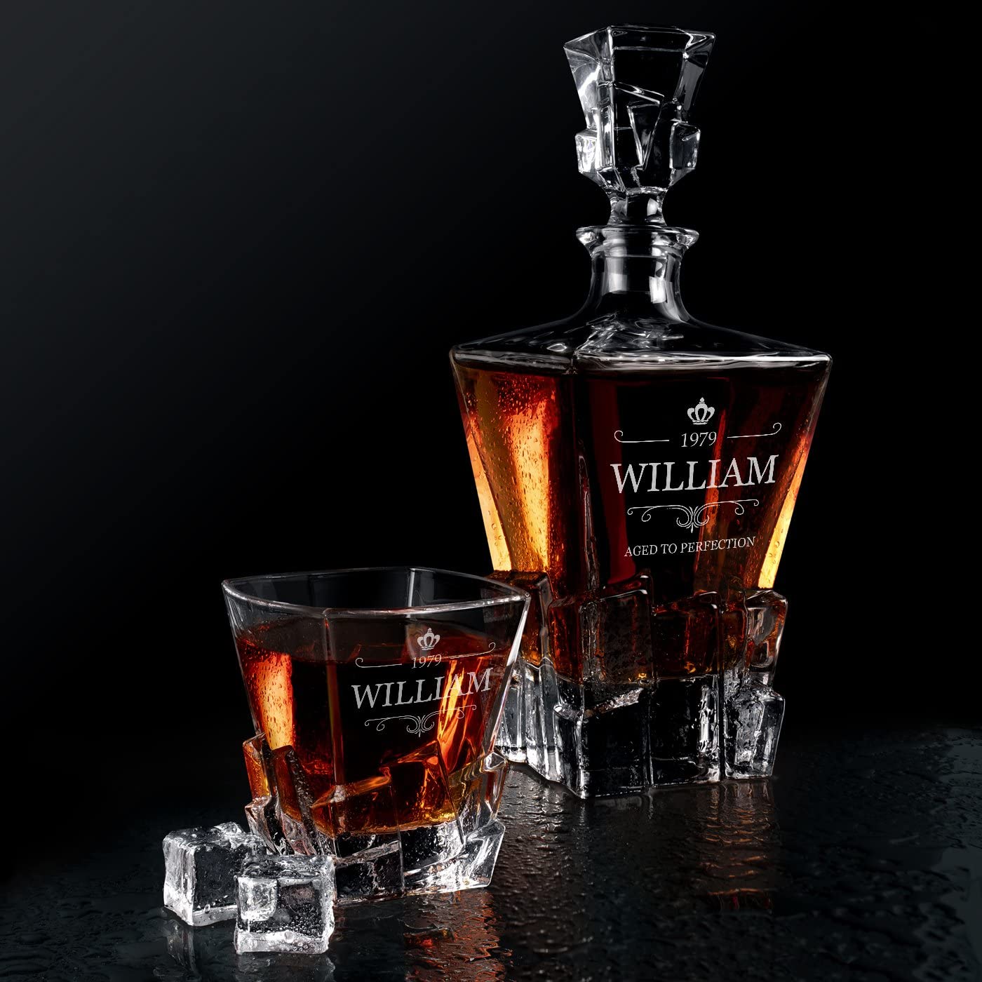 - Maverton Personalised Whiskey Decanter | 2 Glasses - Elegant Whiskey Set -