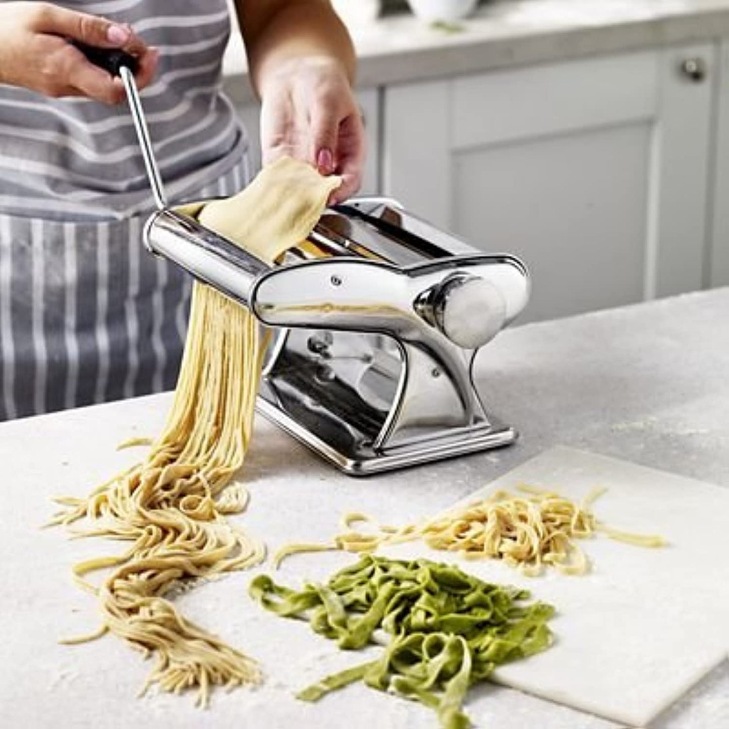 - Lakeland Pasta Machine Chromed Steel  | Makes Lasagna Tagliatelle Spaghetti & Linguine -