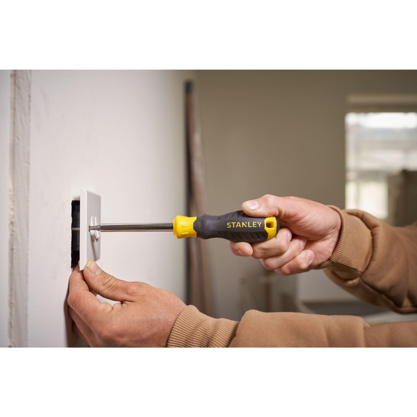 - Stanley STHT070885 | Multibit Screwdriver Set | (34 Pieces) -