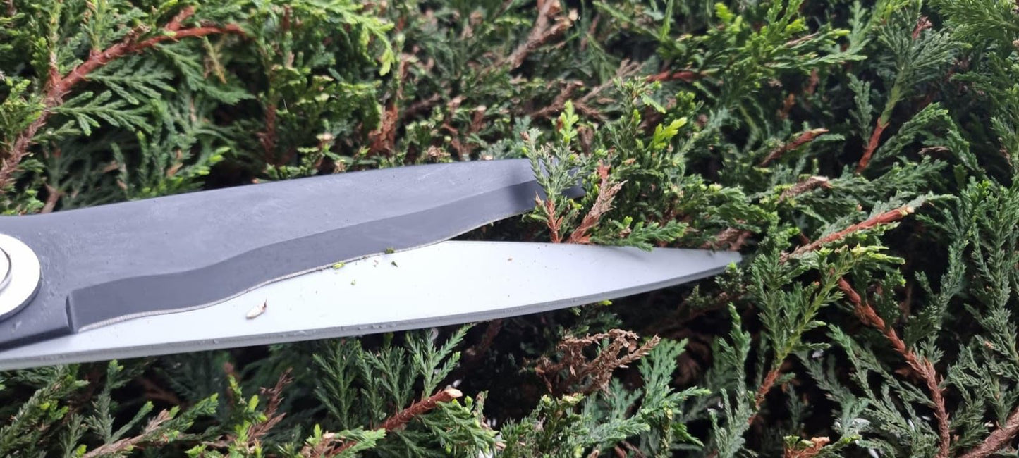 - Kimura® Pro Heavy Duty Garden Shears | Premium Hedge Shears With Patented Gearing Technology -