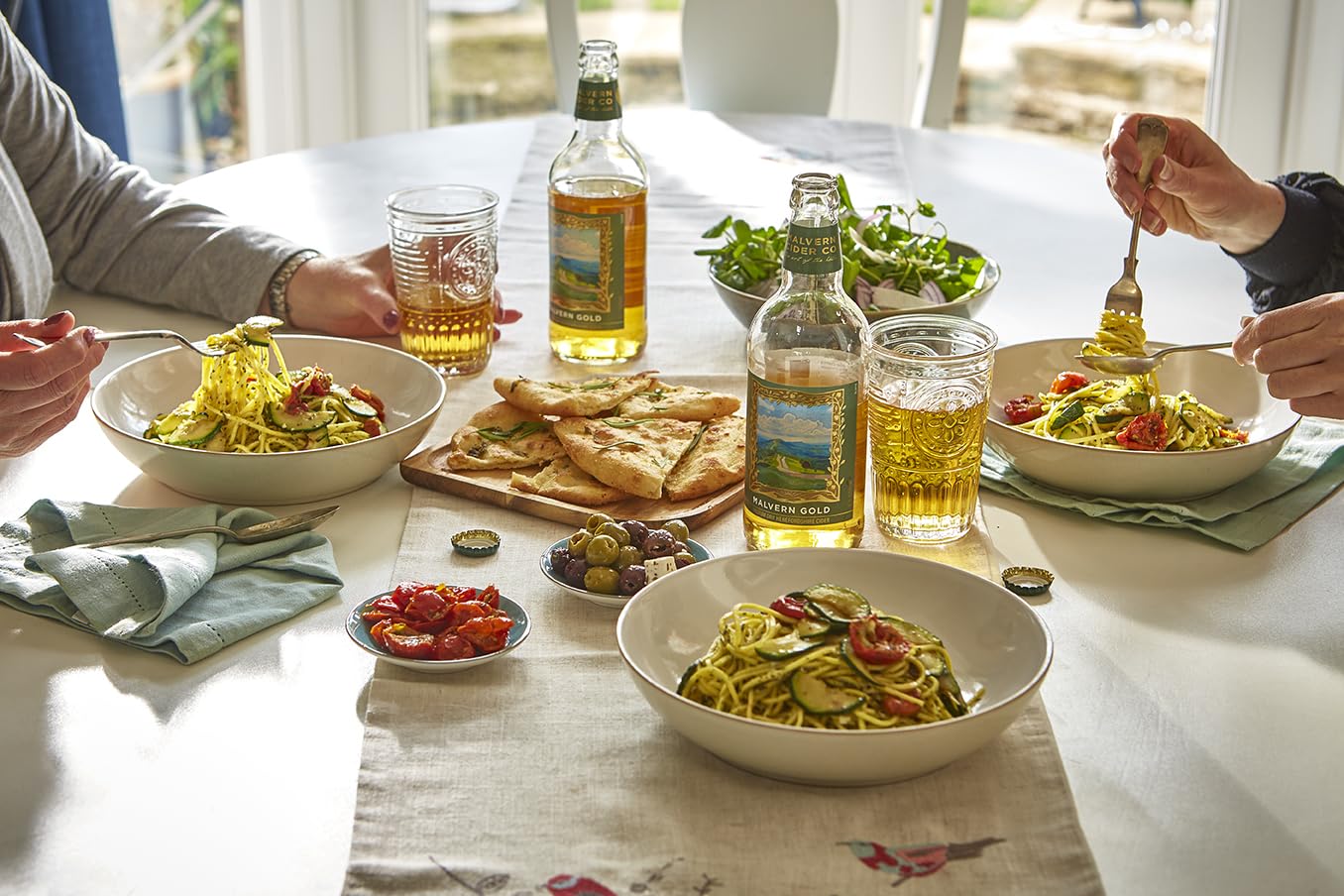 - Malvern Gold 6% ABV Award Winning Cider | Vegan |  Gluten Free -