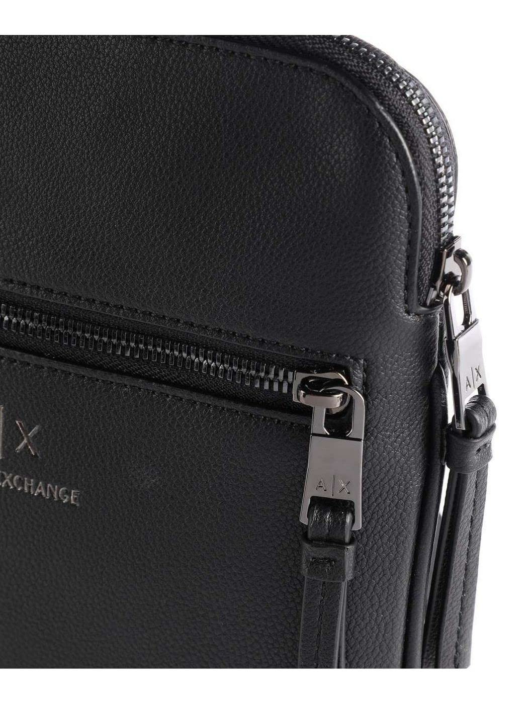Armani Exchange Men's Essential, Dino, Flat Crossbody, 20, OS
