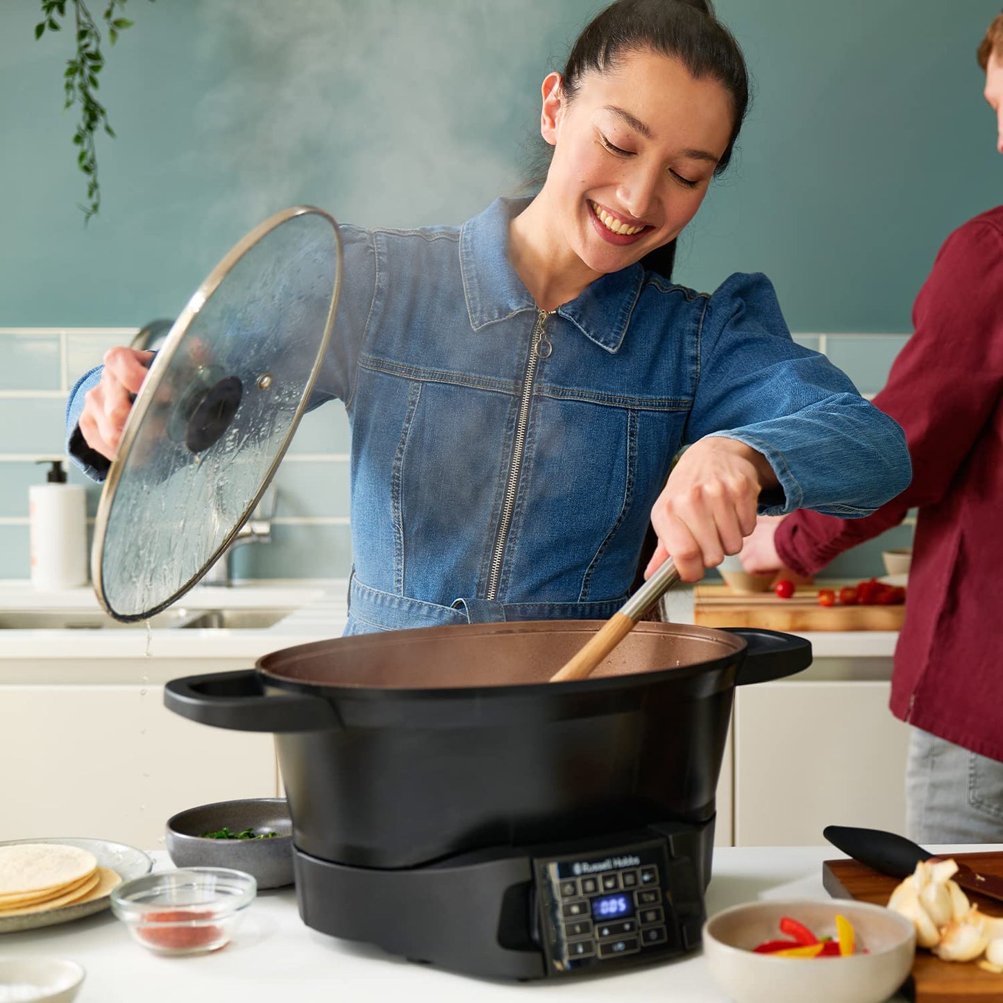 - Russell Hobbs Good-to-Go 6.5L Electric Multicooker | 8 Digital Functions -