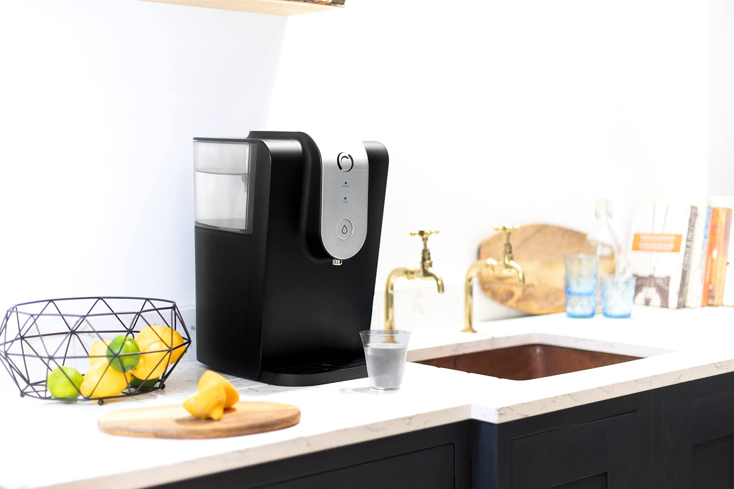 Aqua Optima Lumi Chilled Filtered Water Dispenser – 8.2L Total Capacity & 1 x 30 Day Evolve+ Water Filter Catridge for Reduction Of Microplastics, Chlorine, Limescale & Other Impurities