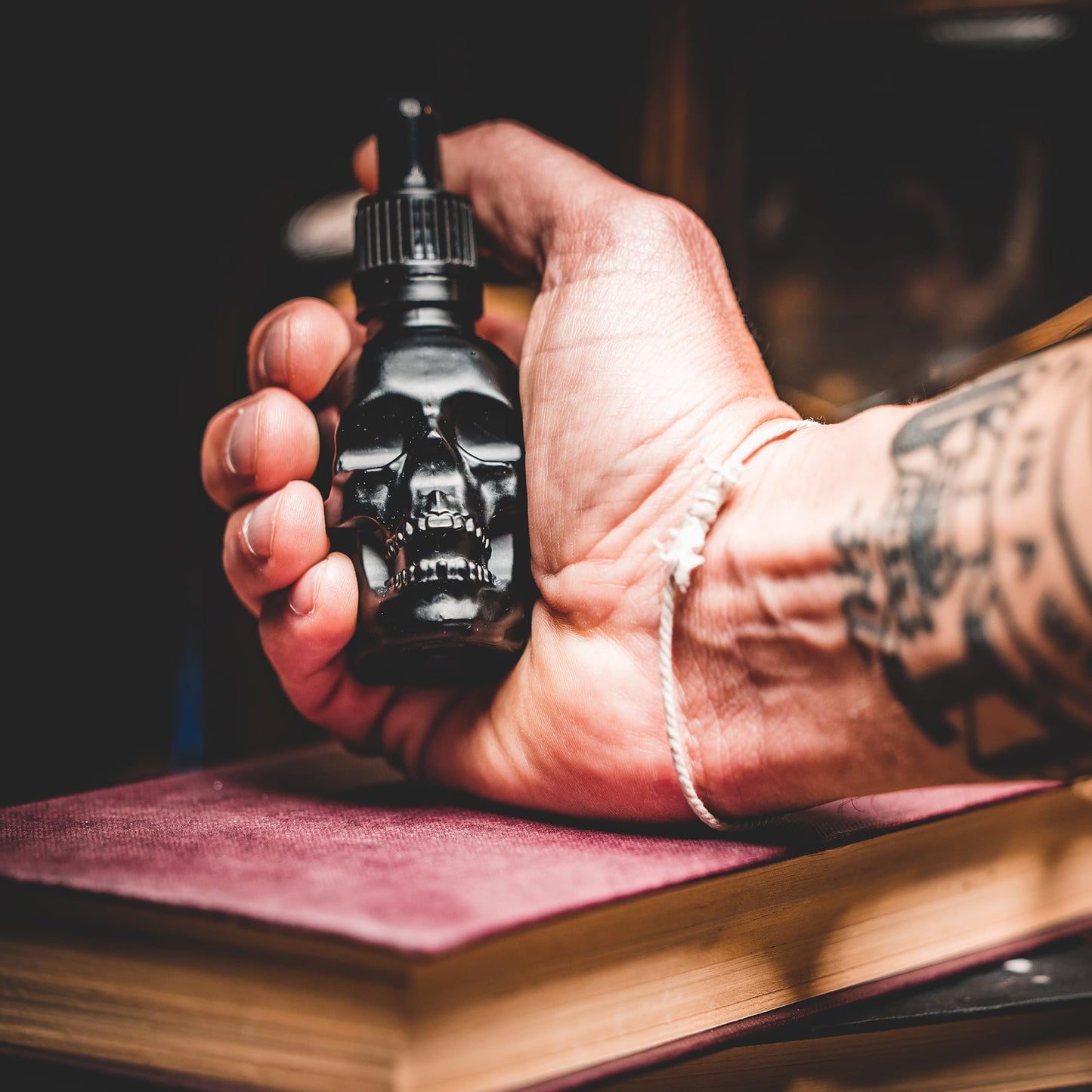 30ml Beard Oil for Men - Beard and Bones Unique Glass Skull Bottle| Choice of 6 Scents | Vegan, Cruelty Free (Kreed)