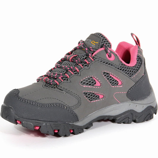 - Regatta Kids Holcombe Low Rise Walking Trainers | Grey -