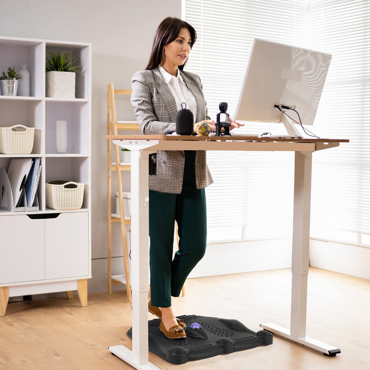COSTWAY Anti Fatigue Mat, Ergonomic Standing Desk Mat, Acupuncture Foot Points Comfort Floor Mats for Home Kitchen Office (with Rolling Massage Ball)