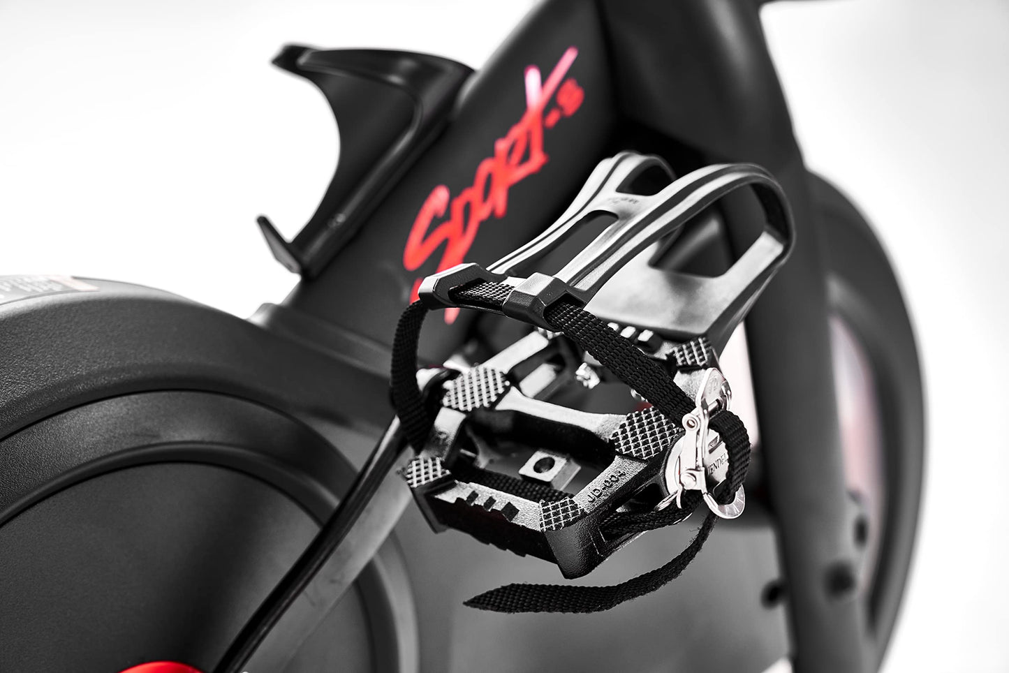 - Echelon Sport-s Smart Connect Exercise Bike | 10" integrated touchscreen | 45 days free Echelon membership -