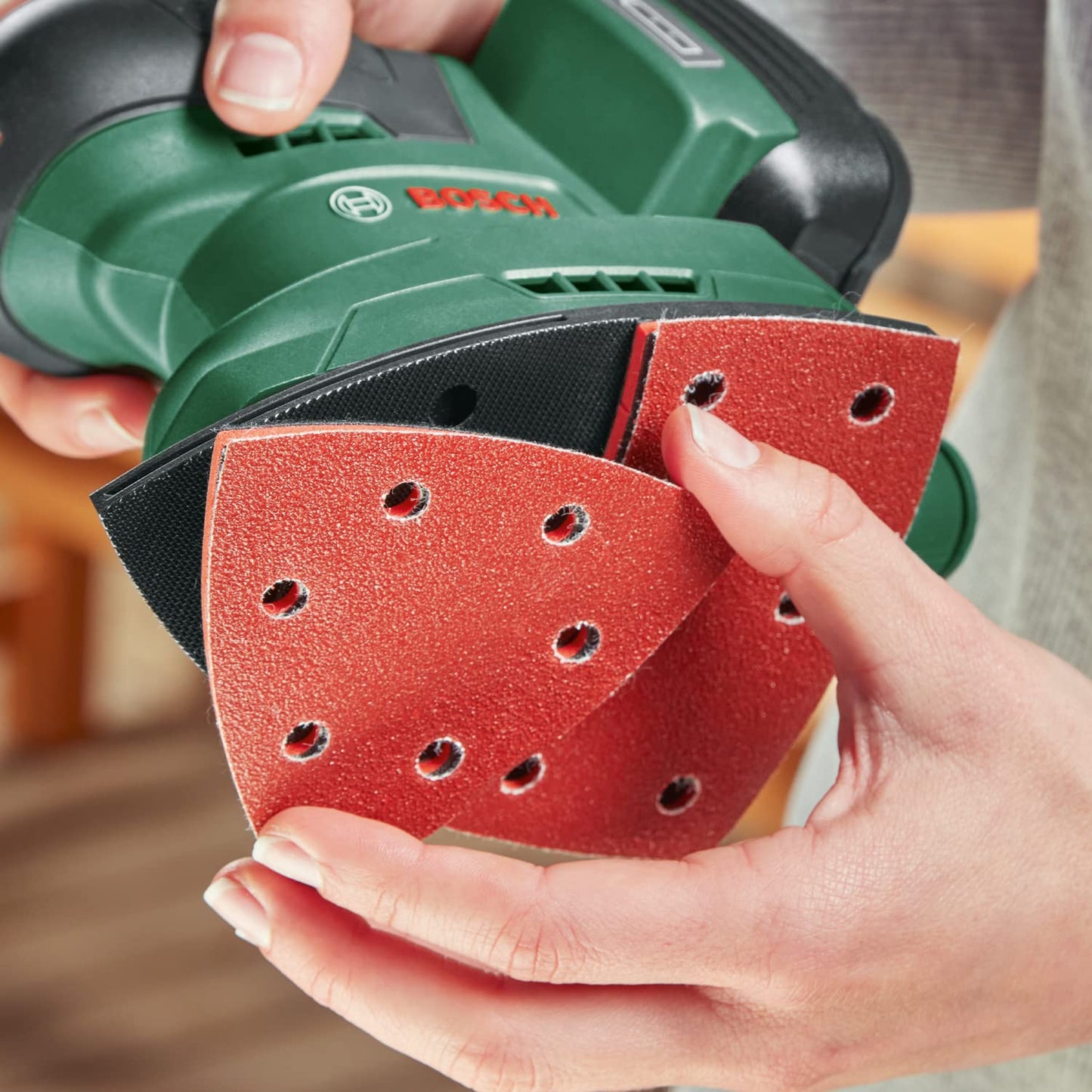 Bosch Home and Garden Cordless Multi Sander EasySander 18V-8 (Without Battery; 18 Volt System; for DIY Woodworking; 3X Sanding Sheets; 20x Sanding Papers; in Carton Packaging) – Amazon Edition