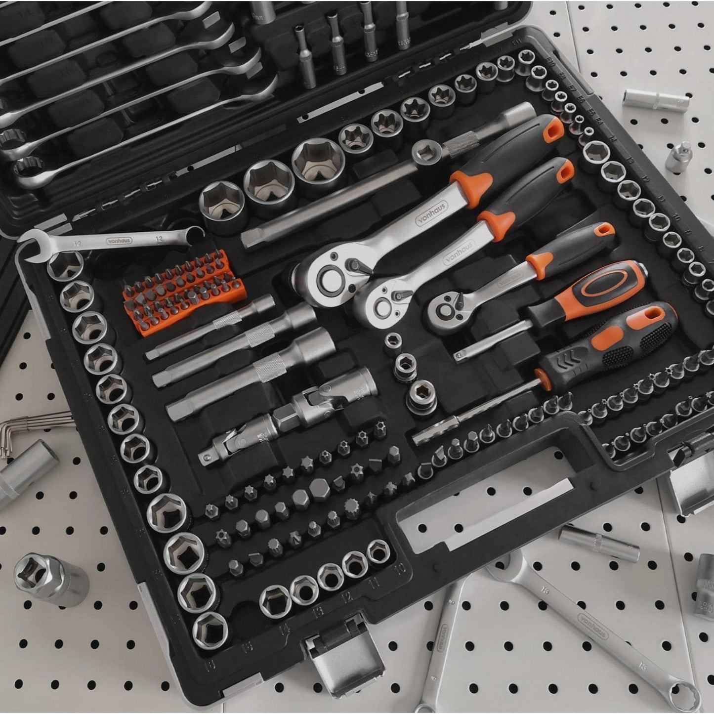 - VonHaus Socket Set - Comprising Socket Wrench, Sockets, Extension Bars, Ratchets and Torx