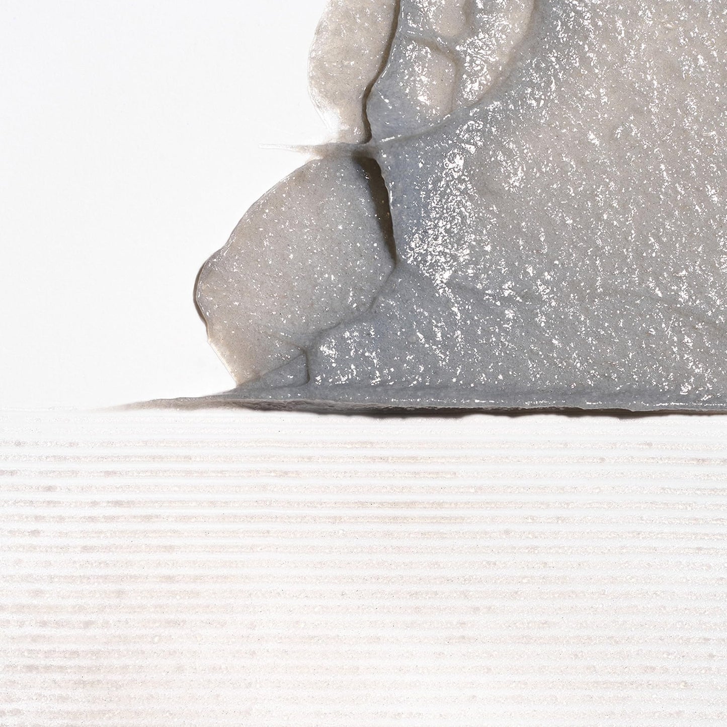 Briogeo Scalp Revival Charcoal + Coconut Oil Micro-Exfoliating Shampoo | Scalp Scrub Treatment to Soothe a Dry, Flaky, Itchy Scalp | Vegan, Phalate & Paraben-Free | 236ml