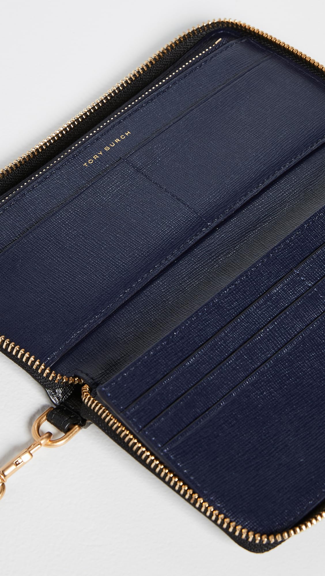 - Tory Burch Women's Robinson Zip Continental Wallet | Black -