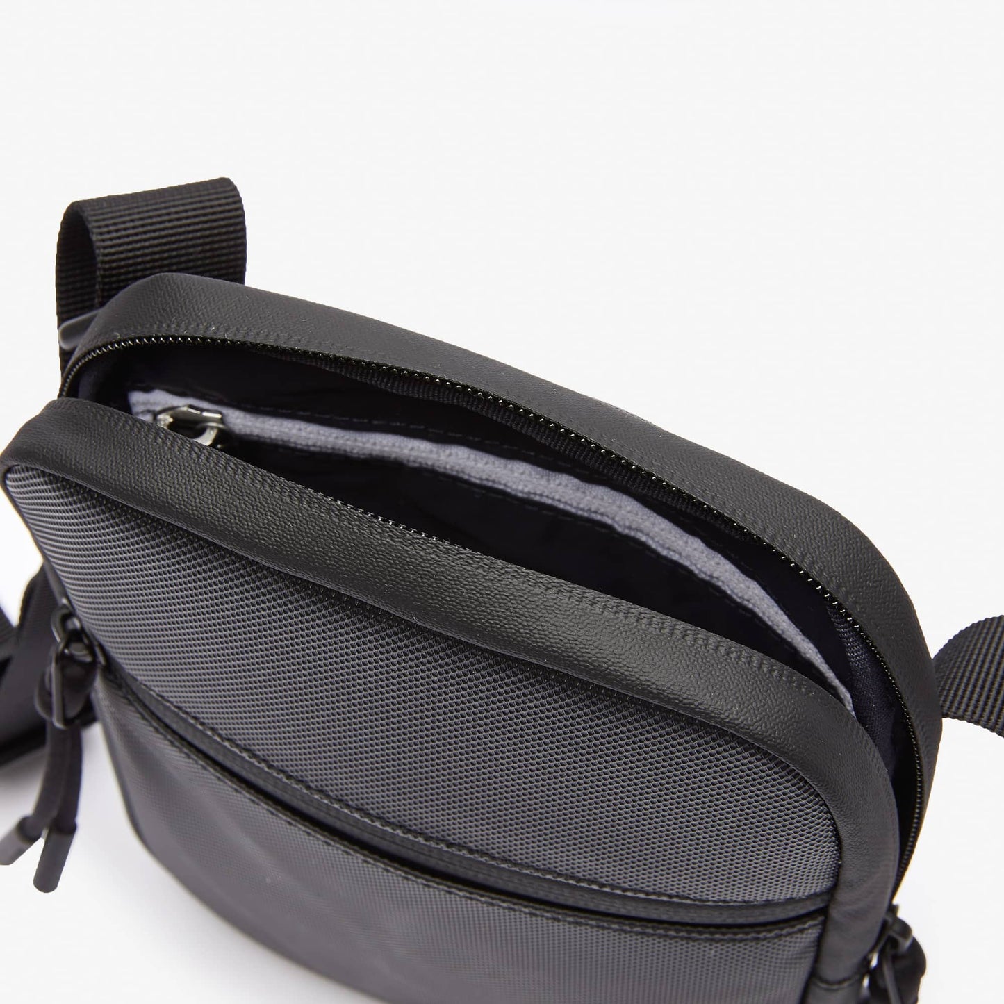 - Lacoste Men's Shoulder Bag | Black -