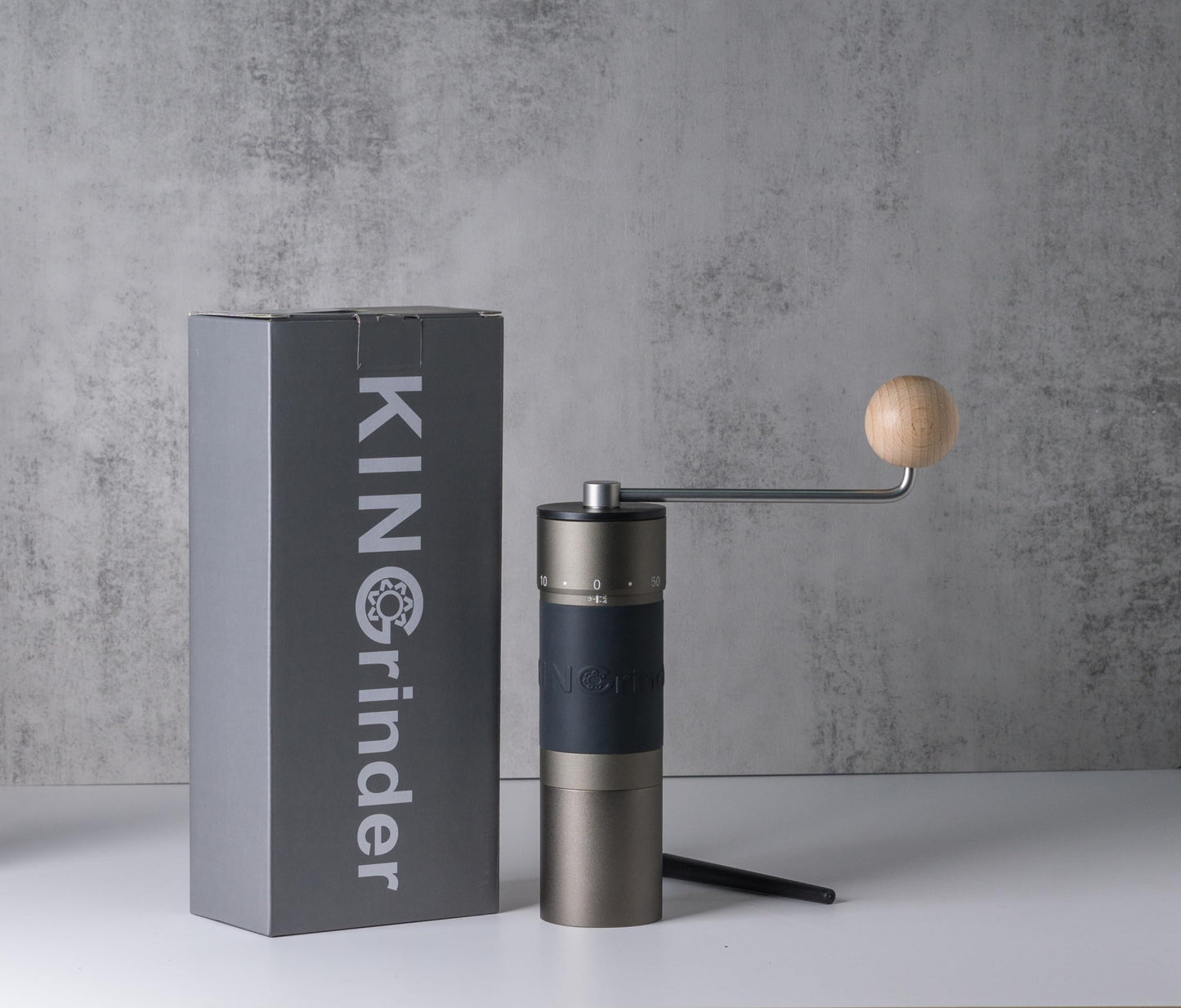 - KINGrinder K6 Straight Handle Manual Coffee Grinder | 200 Adjustable Grinding Levels For Aeropress, French Press, Drip & Espresso -