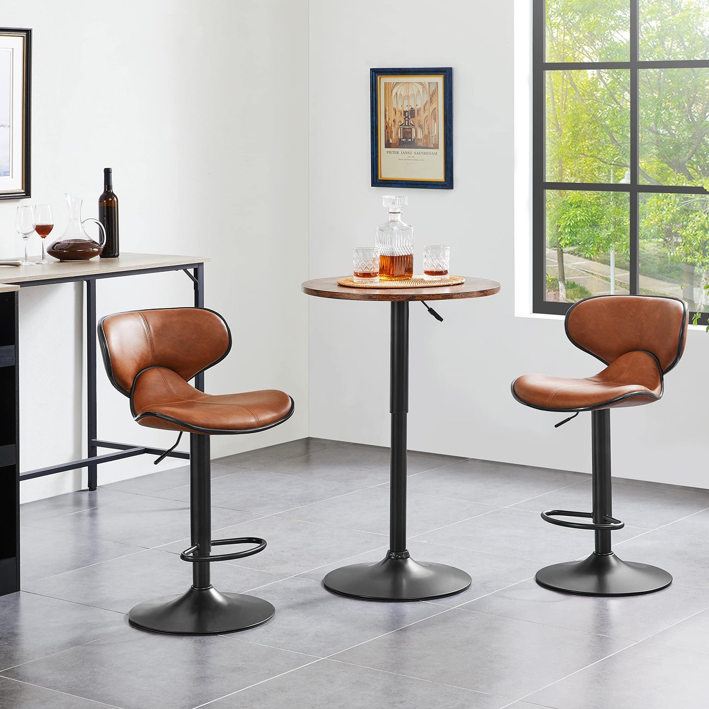- Yaheetech Round Bar Table for Cocktail Bar, Home Bar or Pub.