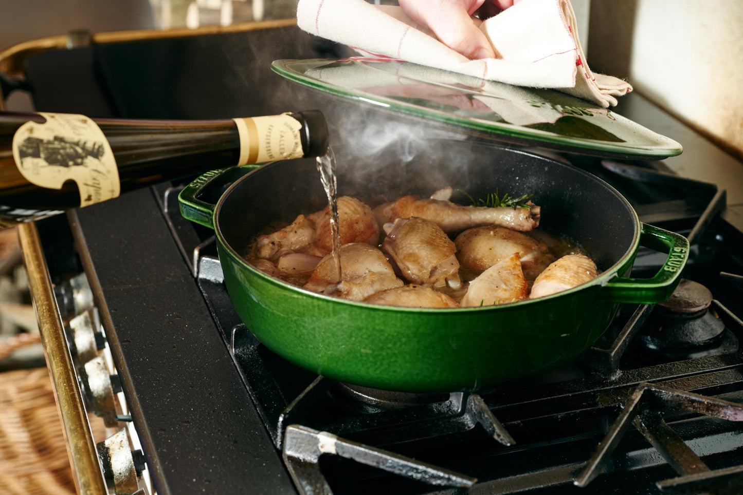 - STAUB | 40511-478-0 | Cast Iron Chistera | 28 cm | Basil Green -