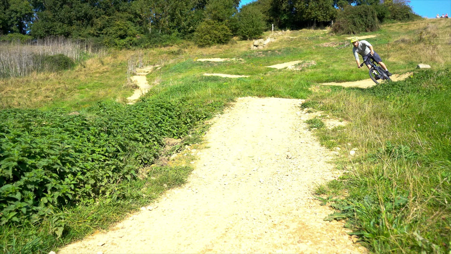 Bounty Full Suspension Mountain Bike - 18 Speed Shimano Gearing, Zoom Suspension Forks, Disc Brakes, Light Alloy Rims - Bikes for Men