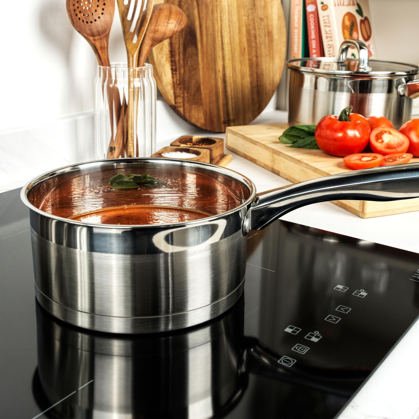 - Salter BW06746 Timeless 5 Piece Pan Set | Induction Hob Cooking Pots | Stainless Steel Cookware, 16, 18, 20 cm Saucepans, Milk Pan And 24cm Frying Pan -