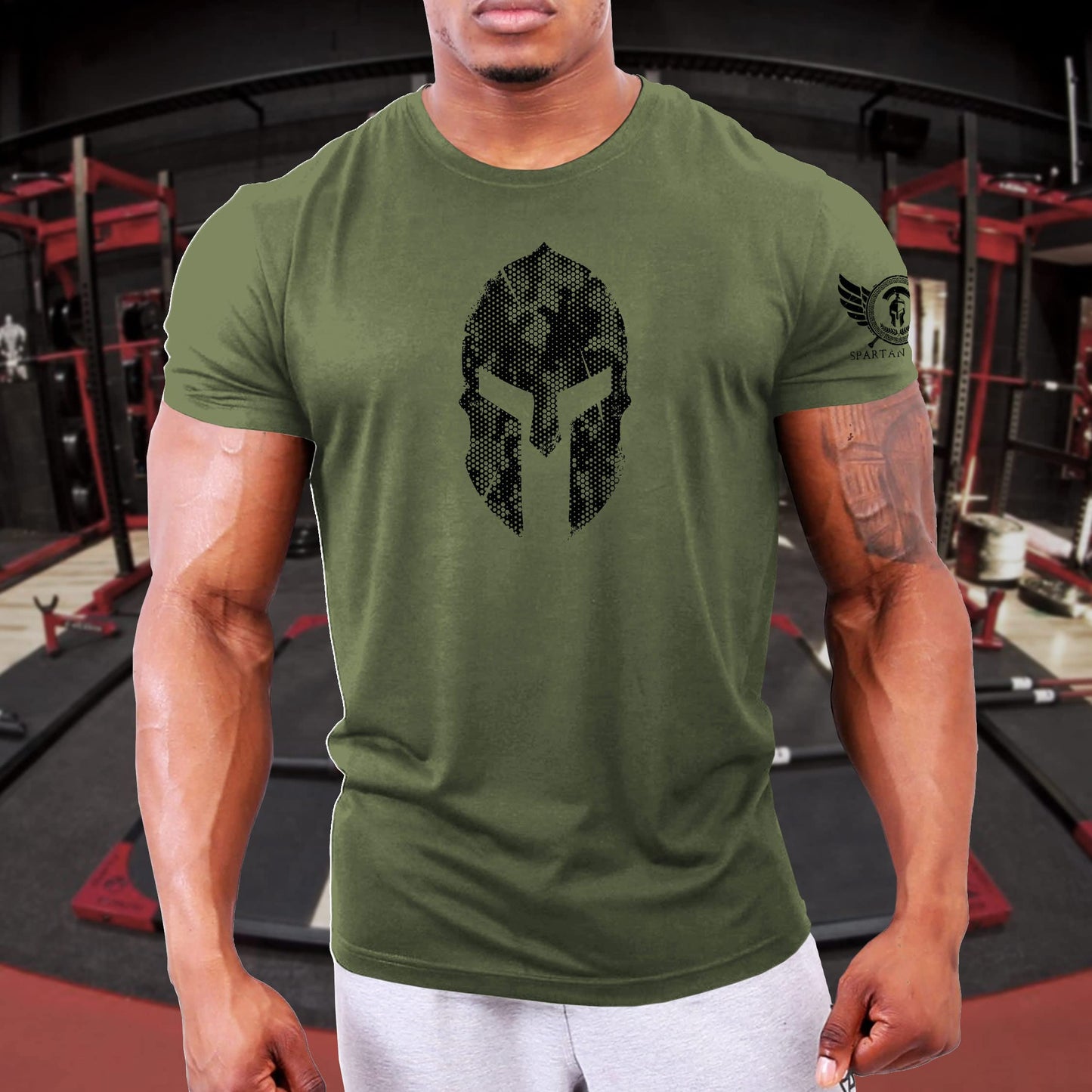 - GYMTIER Spartan Helmet Hex Camo | Men's Gym T-Shirt -