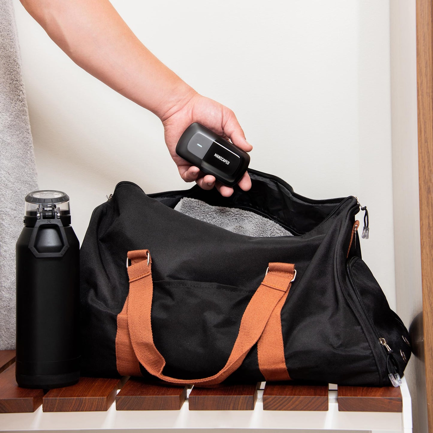 - MANSCAPED® The Handyman™ | Compact Face Shaver -