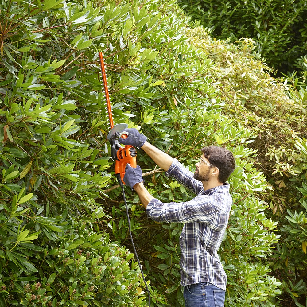 BLACK + DECKER BEHT201-GB Hedge Trimmer, 240 V, Black, 45 cm