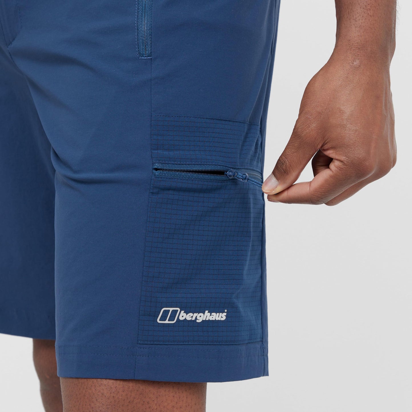 Berghaus Men’s Hike Air Stretch Shorts with Integrated Belt, 4 Zipped Pockets, Lightweight, Water Repellent, Cargo, Casual, Ideal for Walking, Running, Hiking (UK, Waist, 36, Regular, Regular, Blue)