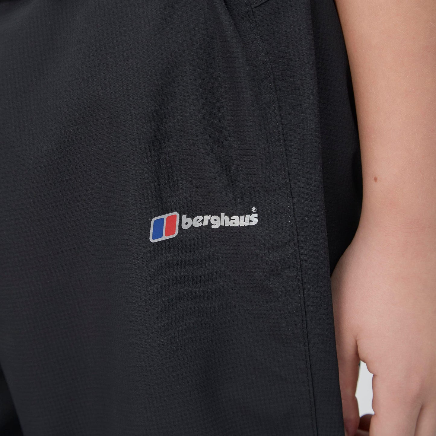 Berghaus Kids' Waterproof Drift Walking Overtrousers, Kids' Waterproof Hiking Trousers, Outdoors Clothing, Black, 5-6 Years