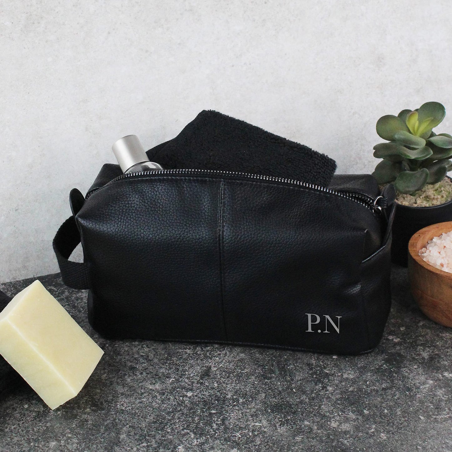 - eBuyGB Personalised Men's Leather Look Wash Bag | Initials -