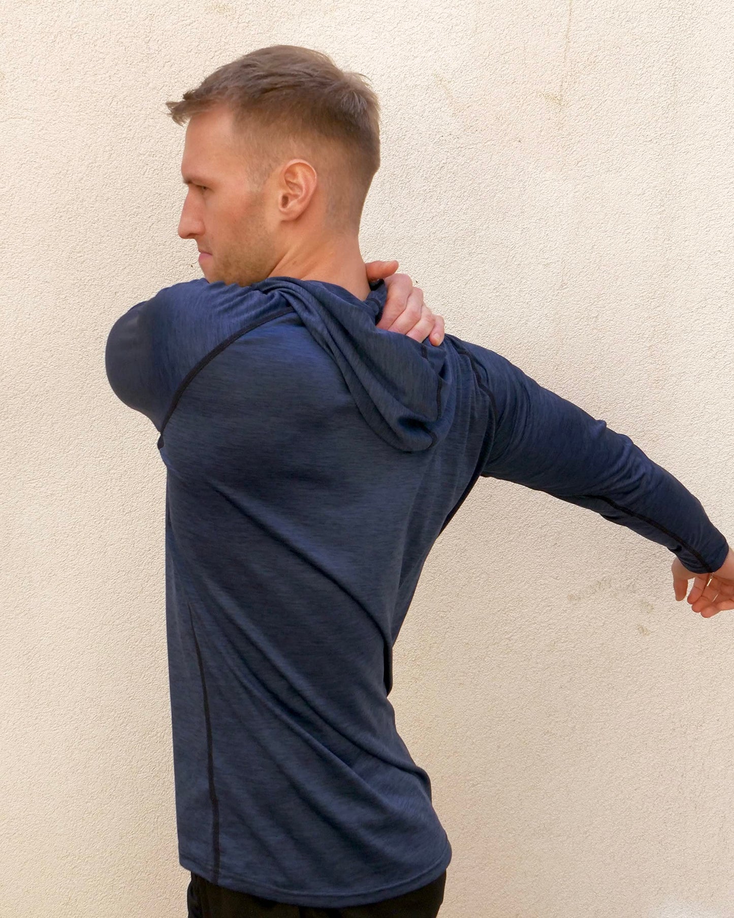 - HUAKANG Mens Running Tops | Long Sleeve T-Shirt | Gym Top for Men -