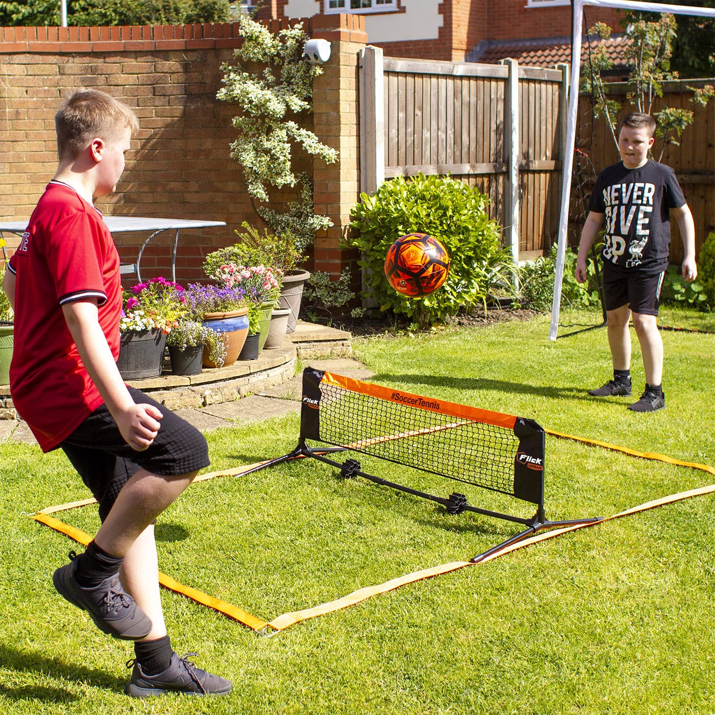 - Flick Soccer/Football Urban Mini Football Tennis -