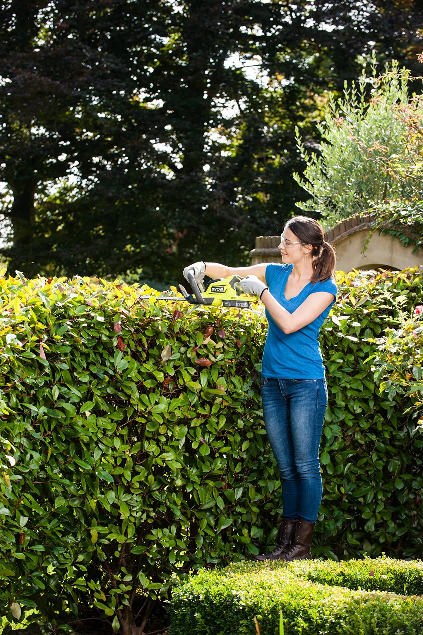 - Ryobi OHT1845 18V ONE+ | Cordless 45cm Hedge Trimmer | (Body Only) | Battery Powered -