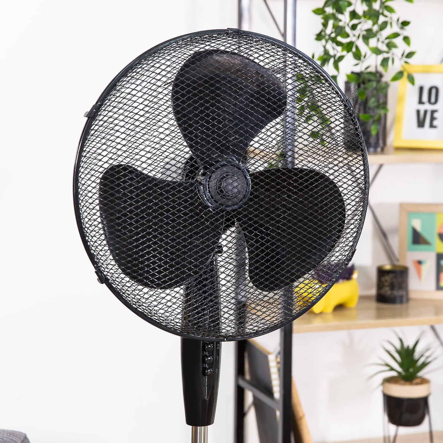 - Zanussi 16" Inch, Lightweight, Pedestal Fan, 3 Speeds, Wide-Angled Oscillation