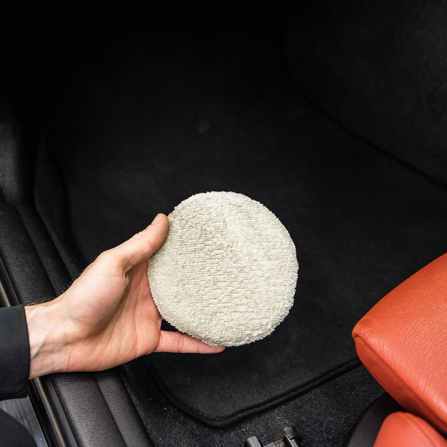 - Meguiar's G9416EU Heavy Duty Carpet & Interior Cleaner -