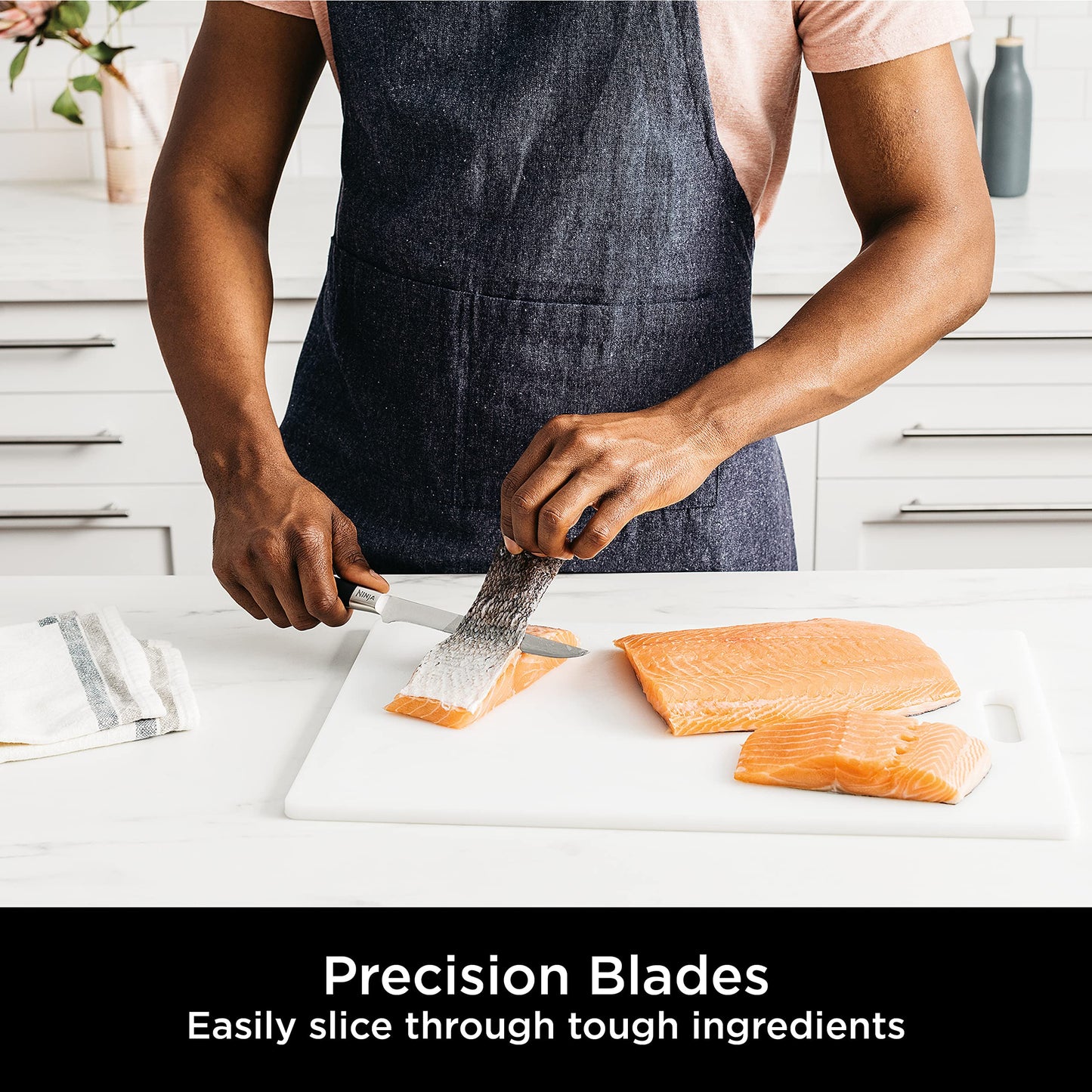 - Ninja Foodi StaySharp Knife Block | Integrated Sharpener | 5 Knives and Scissors (1 pair) -