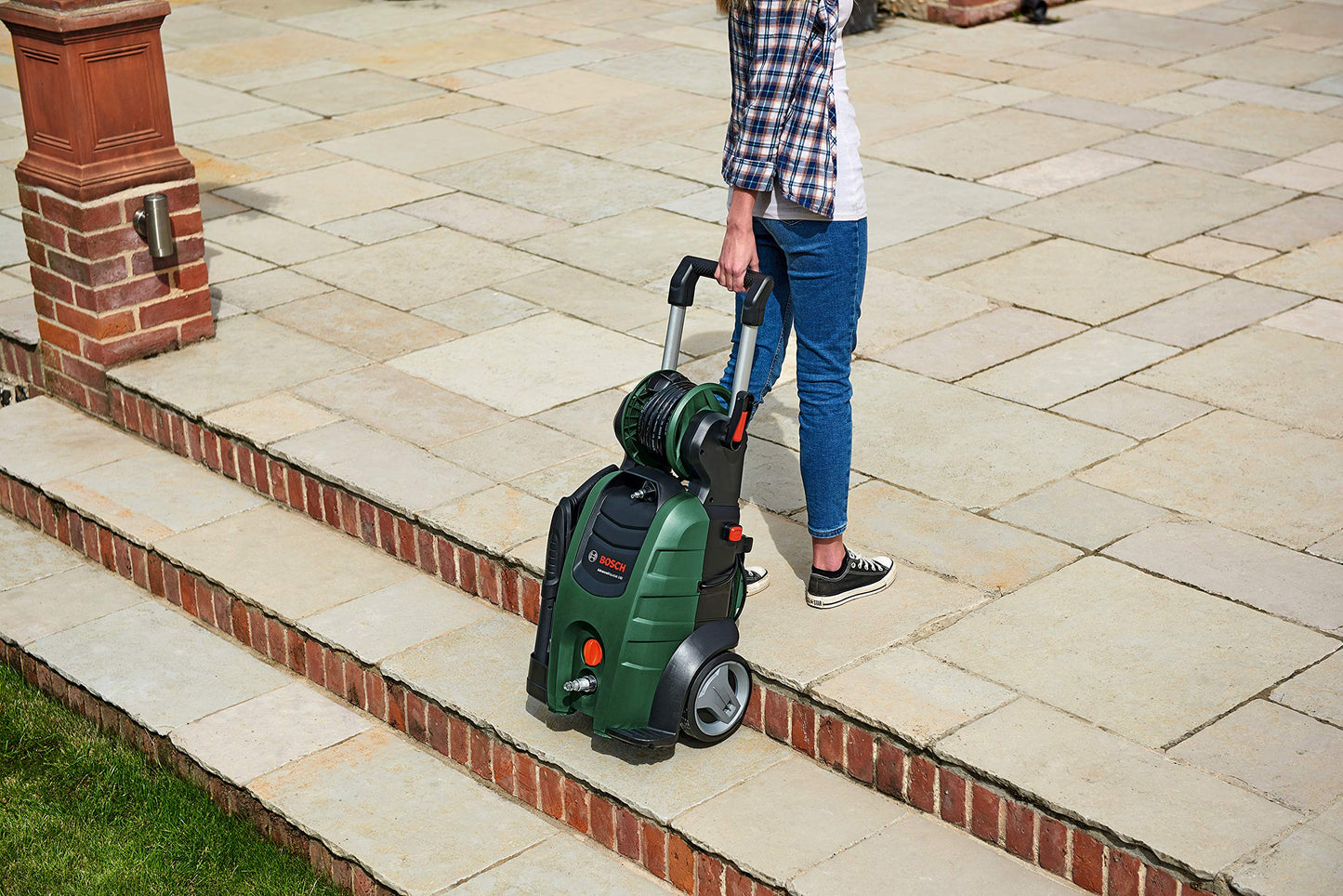 Bosch High Pressure Washer AdvancedAquatak 140 (2100 W, 140 Bar Pressure, Max. Flow Rate 450 l/h, Max. Flow Temperature: 40 °C, Hose Length 5 Metres, in Carton Packaging)