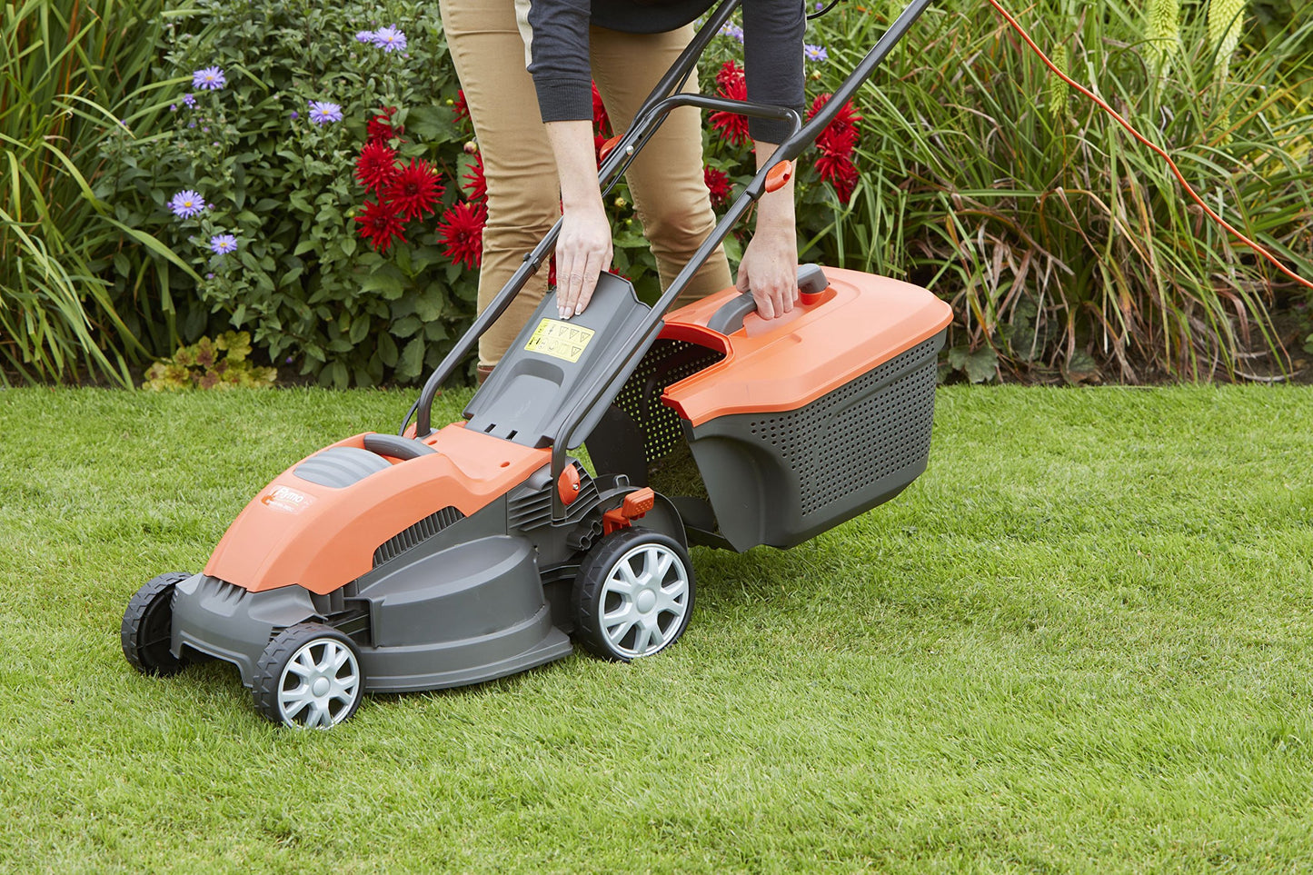 - Flymo Speedi-Mo 360C Electric Wheeled Lawn Mower | 1500 W | Cutting Width 36 cm | Orange/black -