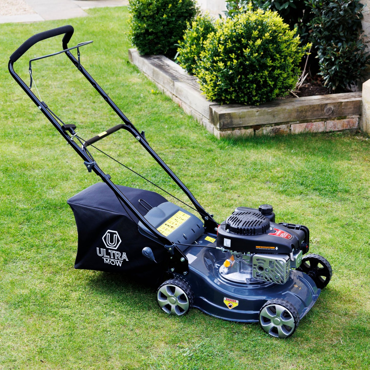 Callow Premium Petrol Lawn Mower - 41cm Cutting Width - Powerful 4 Stroke 123cc 2.8hp OHV LONCIN Engine with Centrally Adjusted Cutting Heights between 25mm and 70mm and 40 L grass box