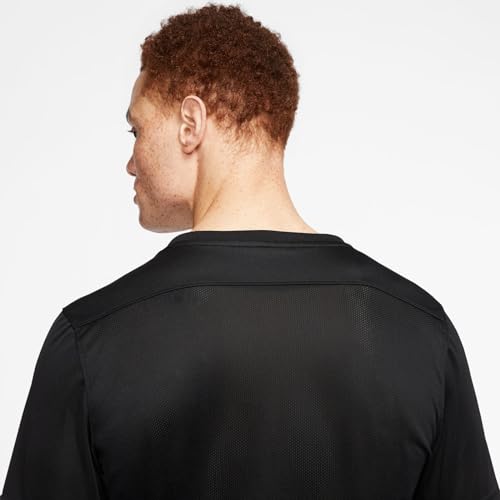 - NIKE Mens Dri-fit T-Shirt -
